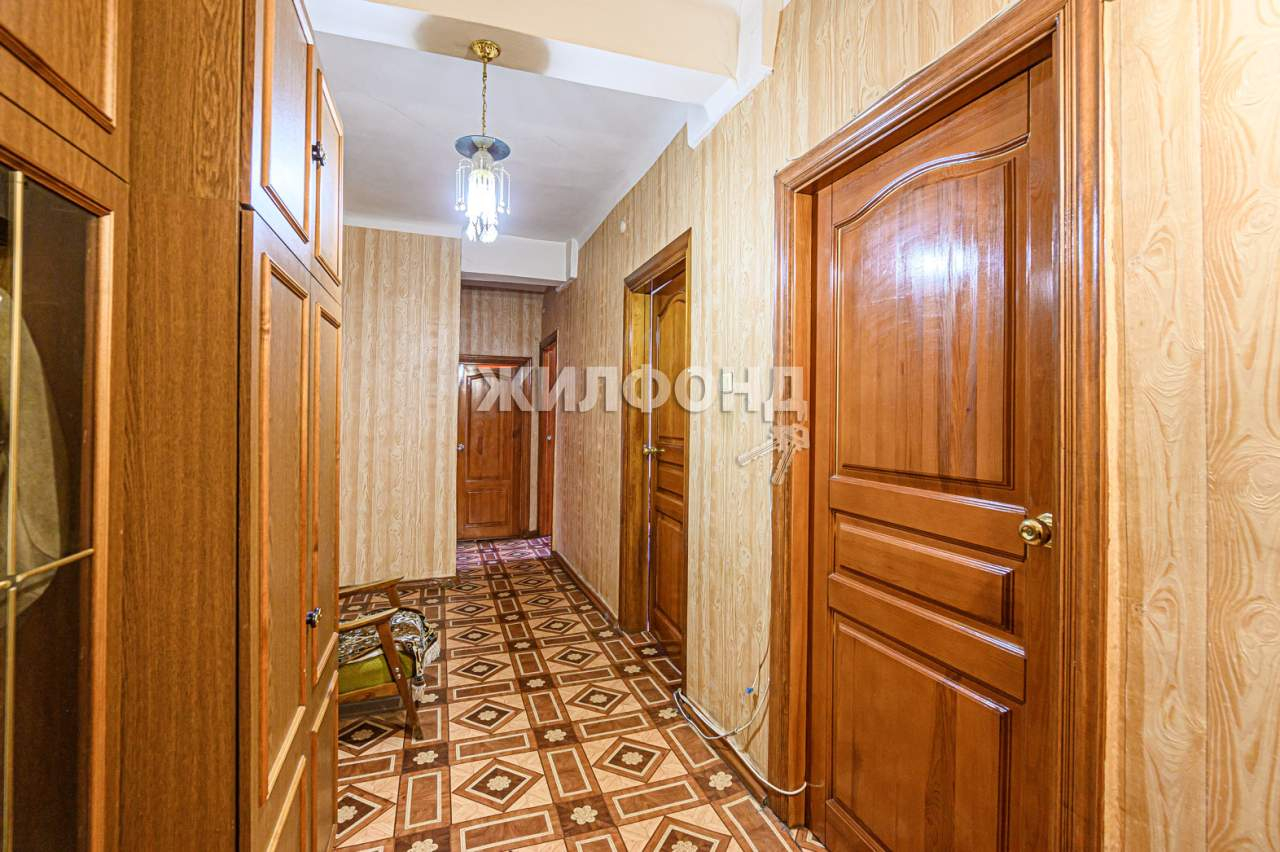 Продажа 2-комнатной квартиры, Новосибирск, Дзержинского проспект,  д.5