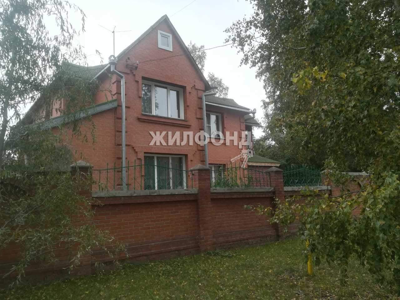 Продажа дома, 200м <sup>2</sup>, 10 сот., Бердск, Кольцова улица