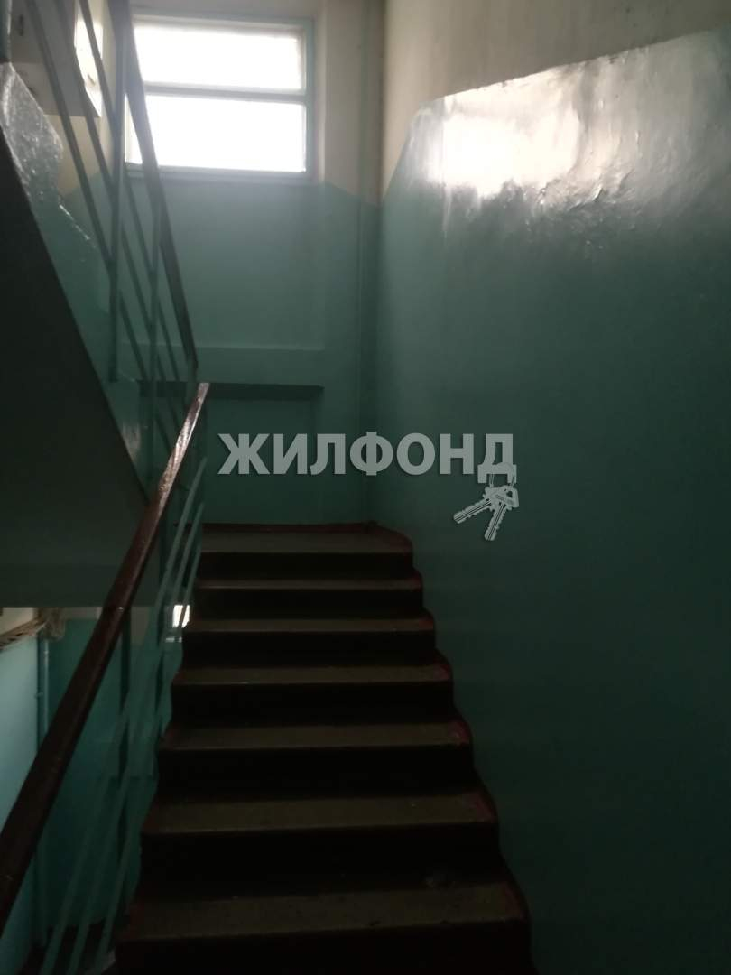 Продажа 1-комнатной квартиры, Красноярск, Спортивная улица,  д.176