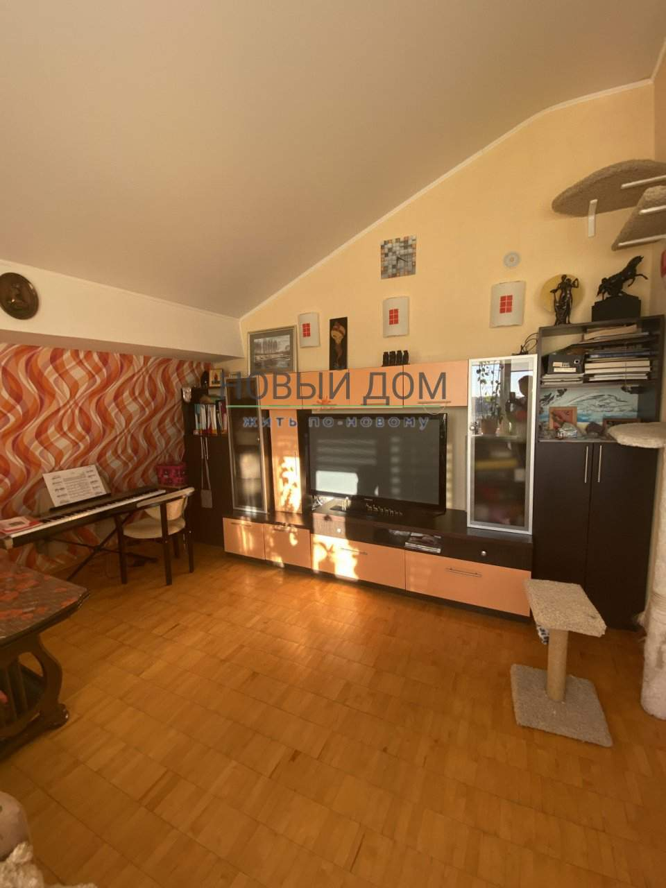 Продажа 3-комнатной квартиры, Великий Новгород, Державина улица,  д.11к3