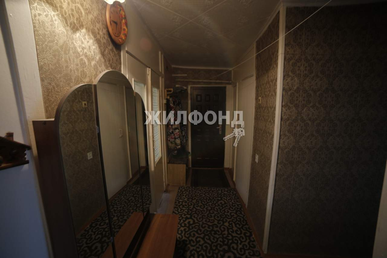Продажа 3-комнатной квартиры, Ордынское, Революции проспект,  д.3