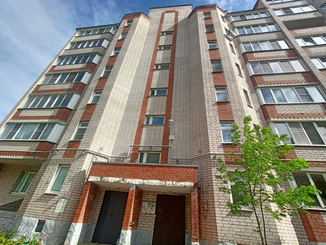 Продажа 3-комнатной квартиры, Великий Новгород, Большая Московская улица,  д.104к2