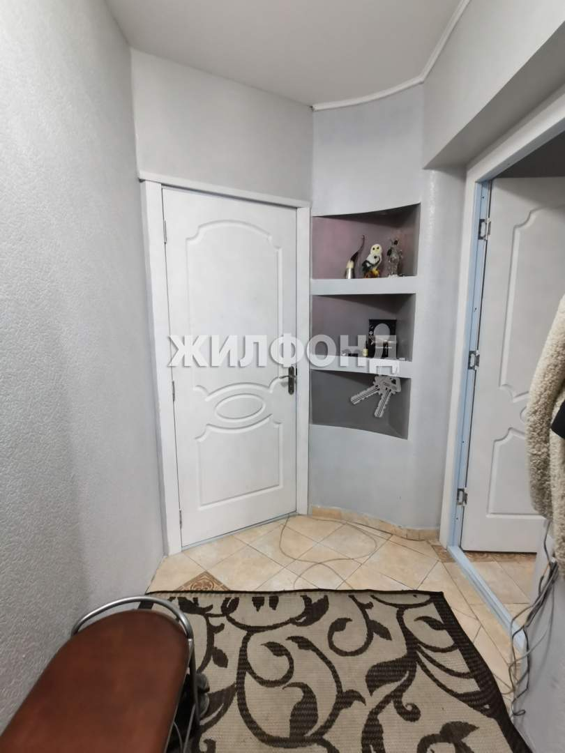 Продажа 4-комнатной квартиры, Кызыл, Калинина улица,  д.5б