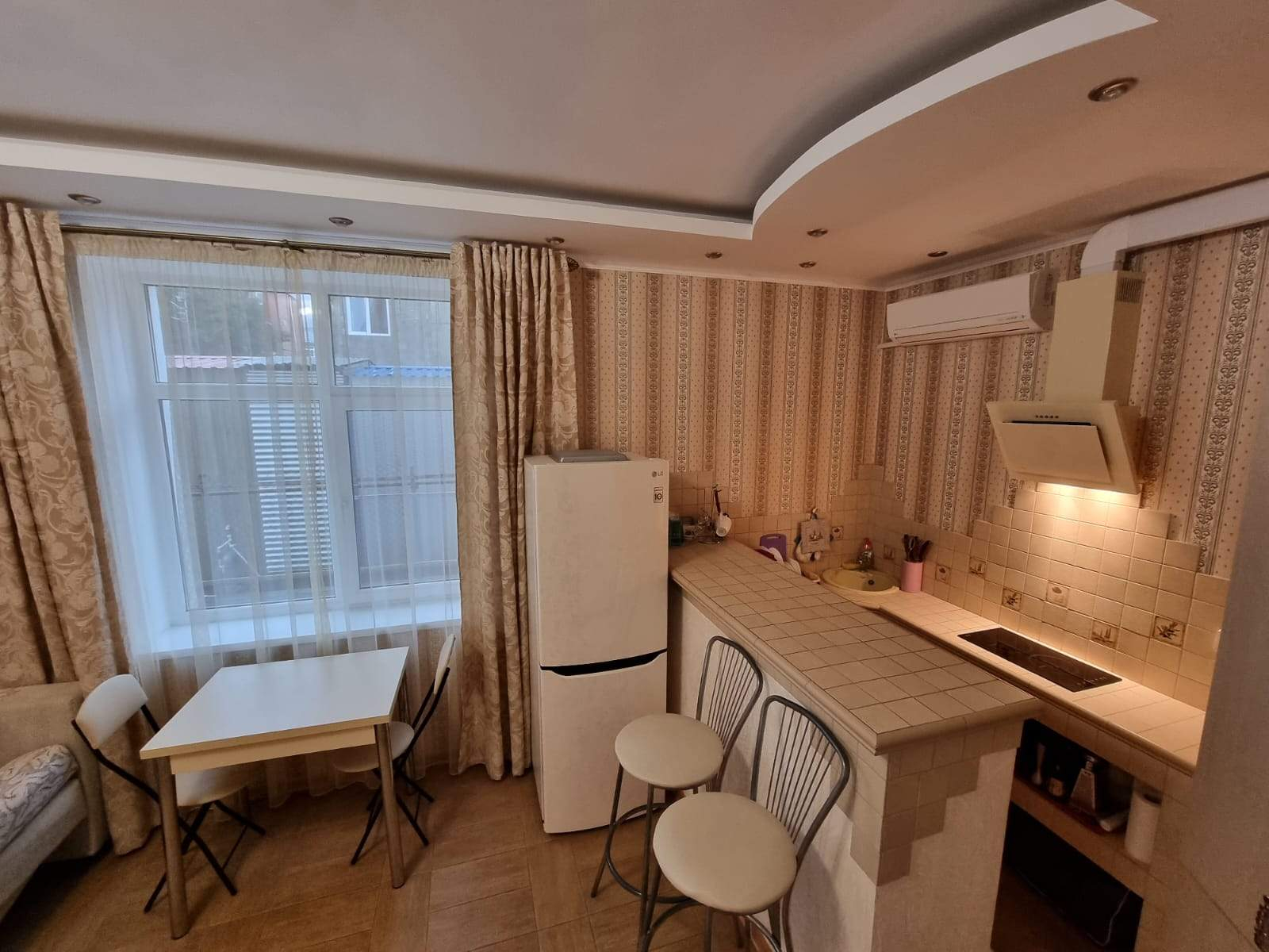 Продажа 1-комнатной квартиры, Геленджик, Колхозная улица,  д.112