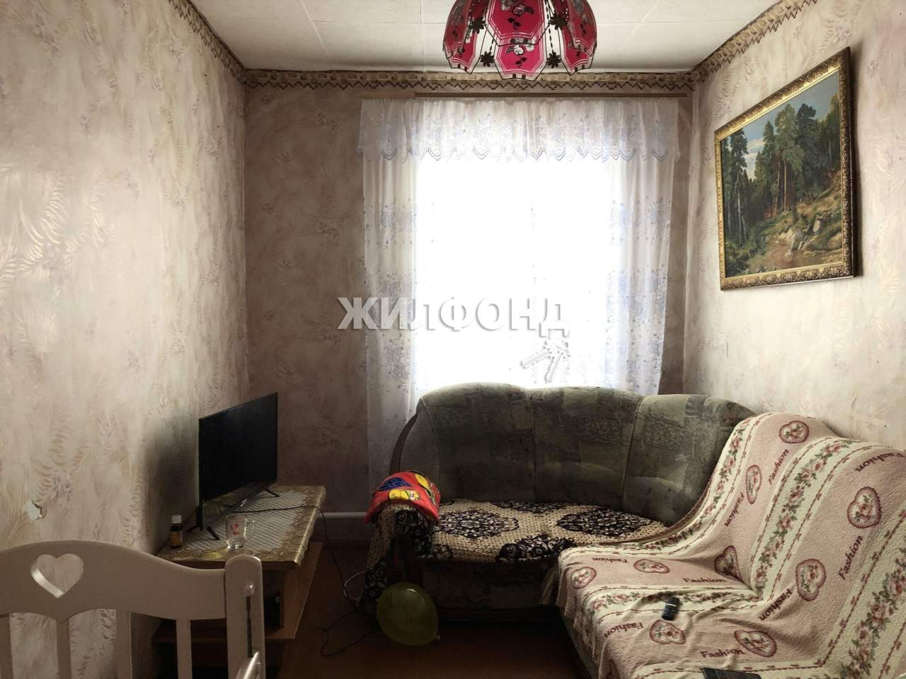 Продажа 3-комнатной квартиры, Михайловка, Советская улица,  д.37