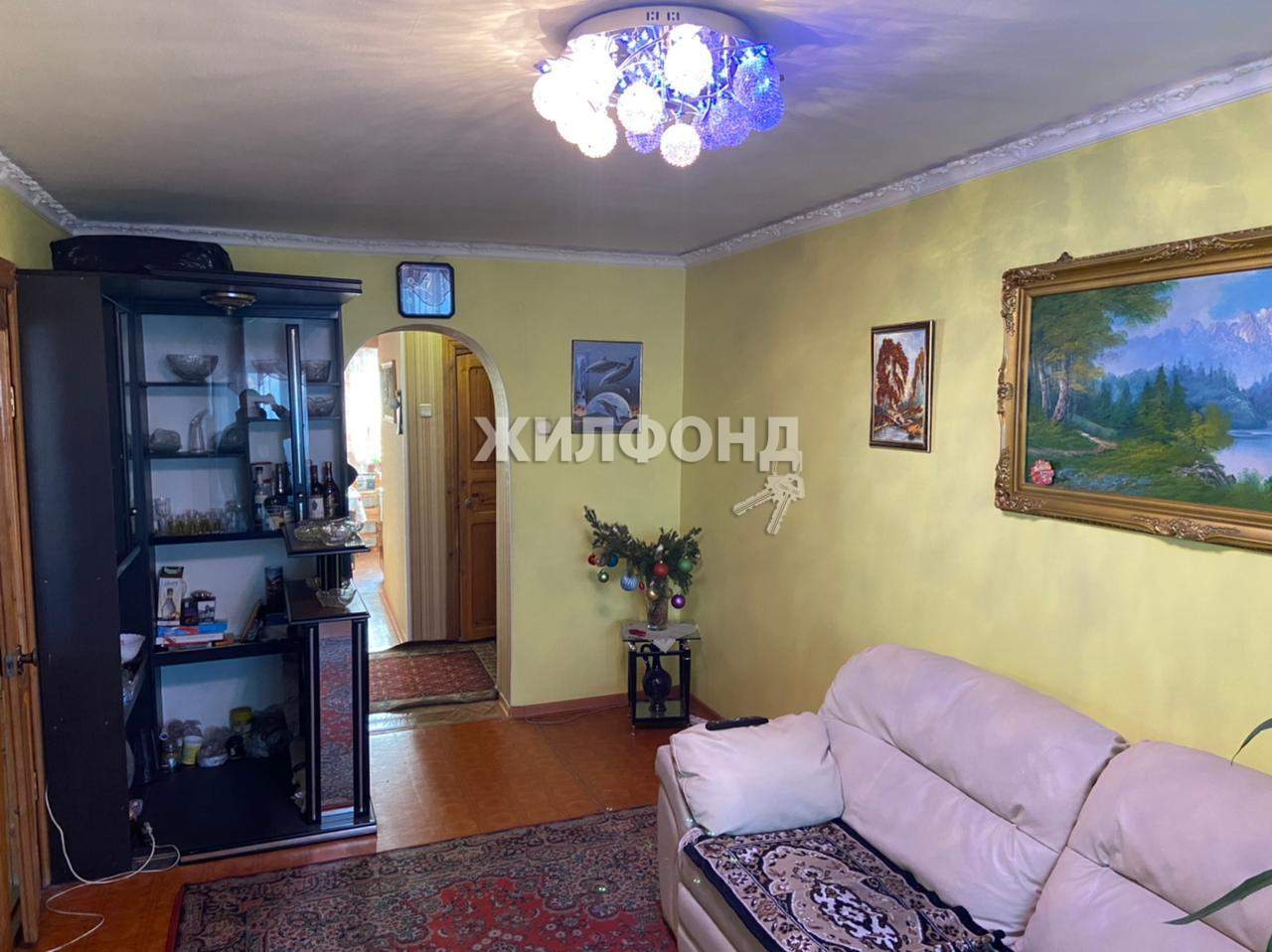 Продажа 3-комнатной квартиры, Прокопьевск, Комсомольская улица,  д.3
