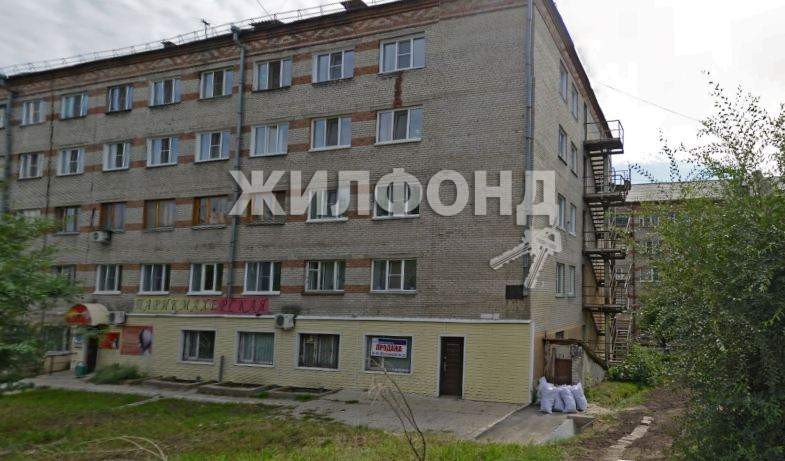 Продажа 4-комнатной квартиры, Барнаул, Чудненко улица,  д.93