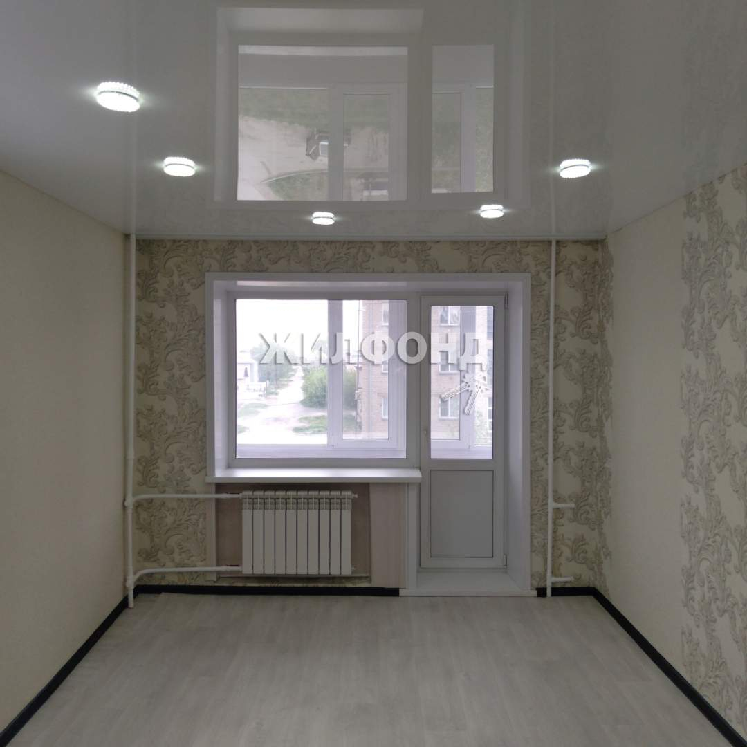 Продажа 1-комнатной квартиры, Карасук, Ленина улица,  д.153
