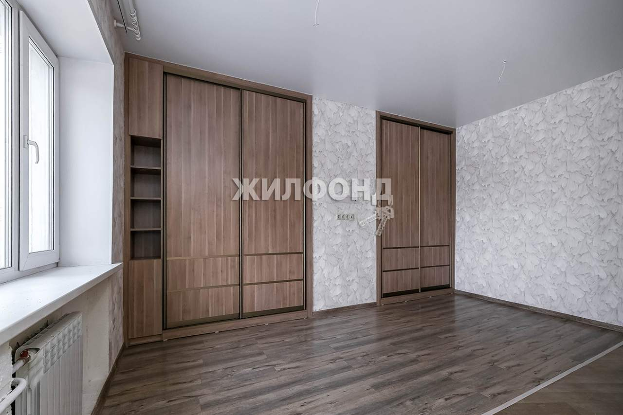 Продажа 3-комнатной квартиры, Новосибирск, Ленина улица,  д.53