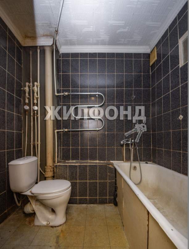 Продажа 2-комнатной квартиры, Барнаул, Интернациональная улица,  д.226