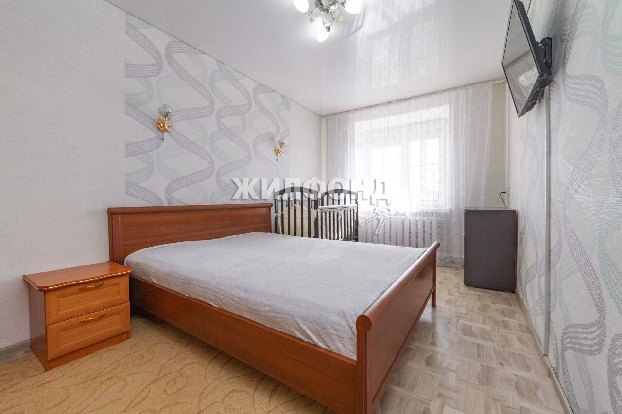 Продажа 3-комнатной квартиры, Павловск, Пожогина переулок,  д.39