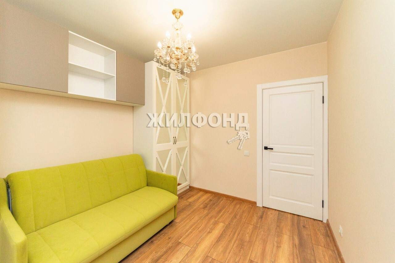 Продажа 2-комнатной квартиры, Барнаул, Промышленная улица,  д.4
