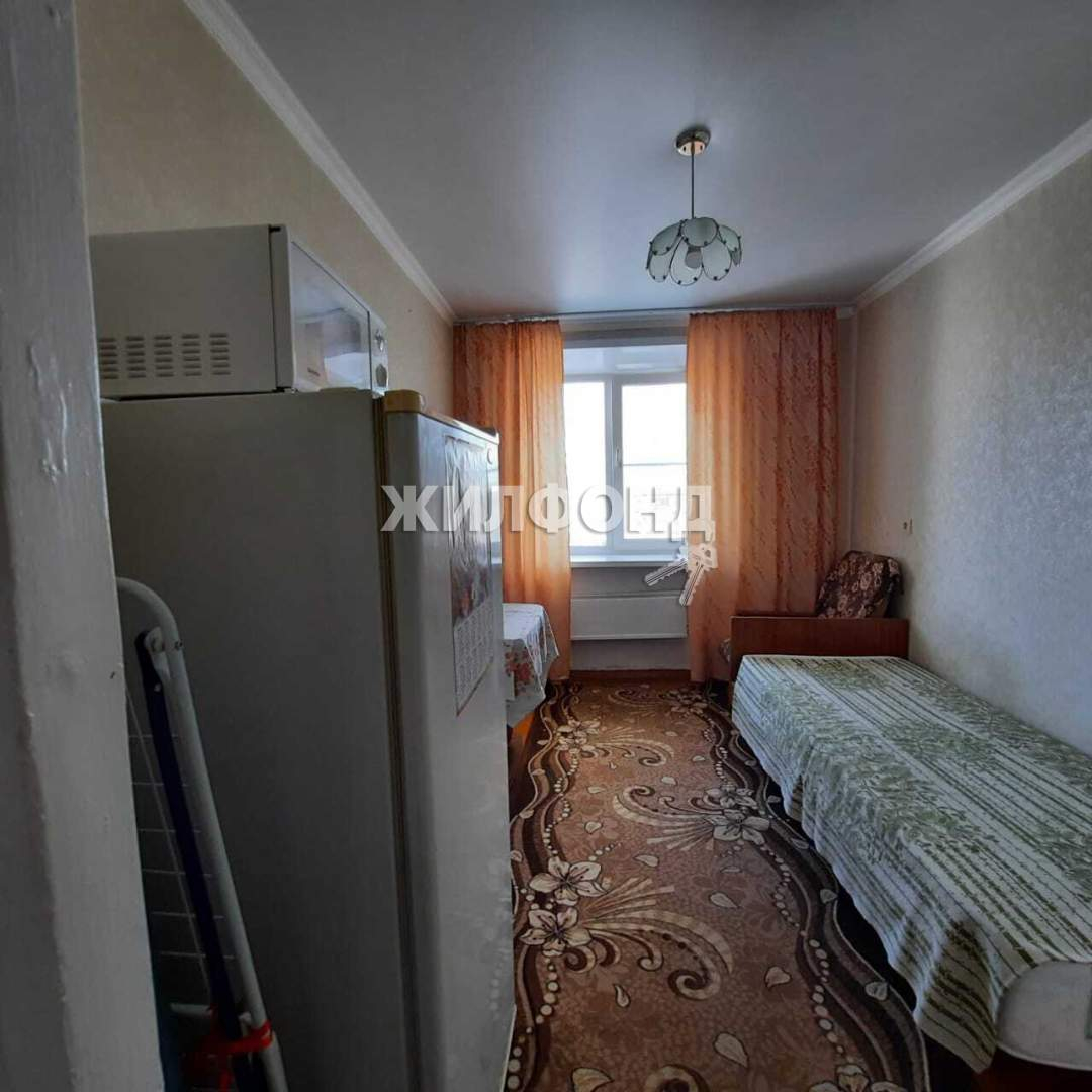 Продажа 3-комнатной квартиры, Мыски, Советская улица,  д.44