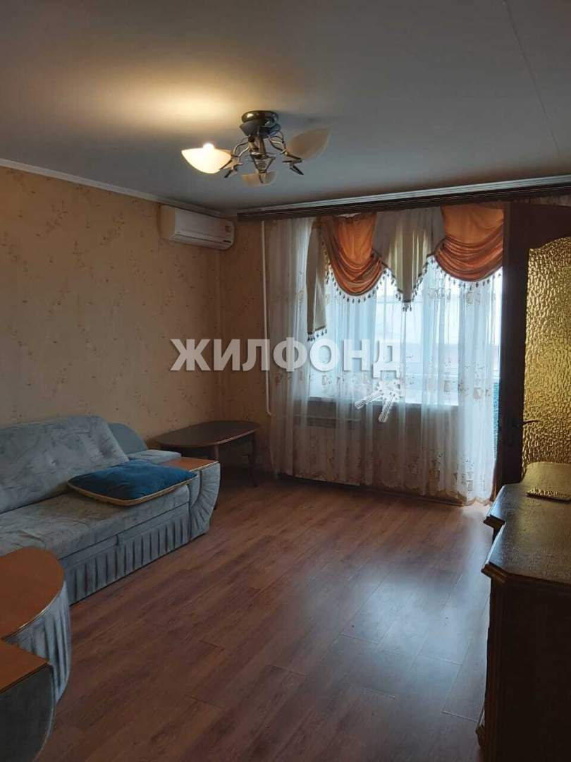 Продажа 2-комнатной квартиры, Георгиевск, Тронина улица,  д.11