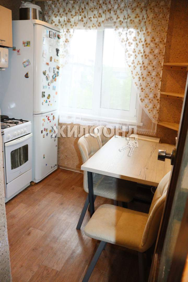 Продажа 2-комнатной квартиры, Барнаул, Попова улица,  д.55
