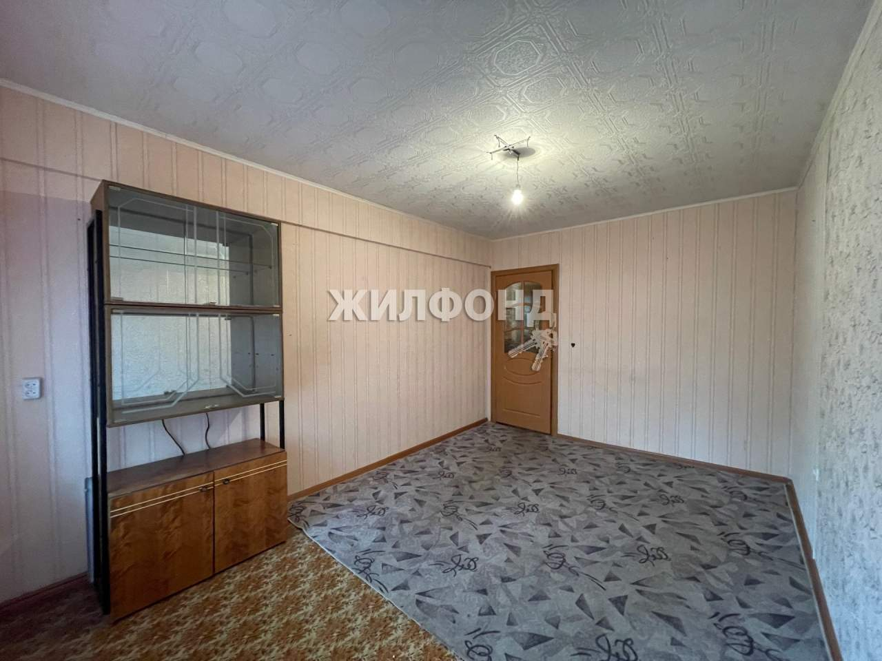 Продажа 2-комнатной квартиры, Омск, Бархатовой улица,  д.3Б
