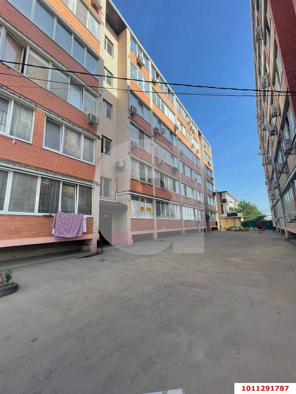 Продажа 1-комнатной квартиры, Российский, Ратной Славы улица,  д.46