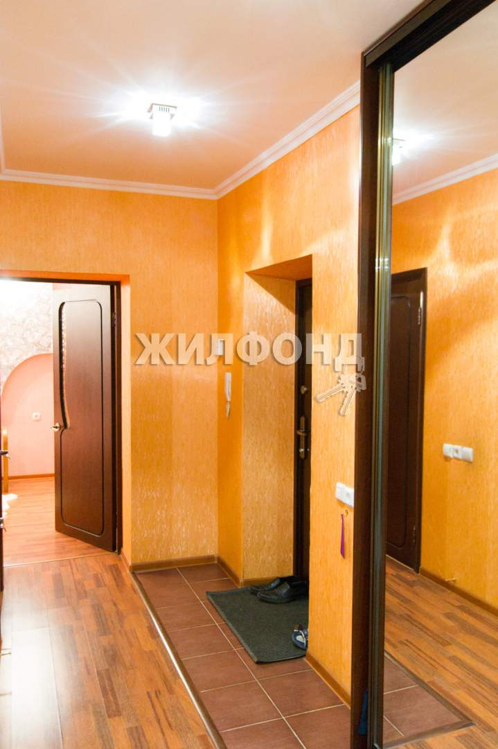 Продажа 3-комнатной квартиры, Орел, Латышских Стрелков улица,  д.52