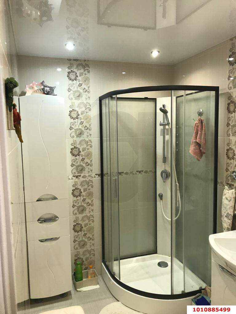 Продажа 2-комнатной квартиры, Краснодар, Душистая улица,  д.45