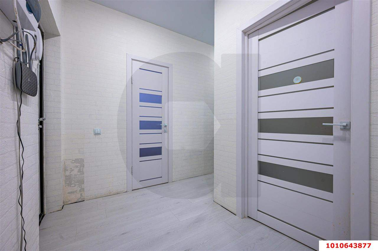 Продажа 2-комнатной квартиры, Краснодар, им. Евгении Жигуленко улица,  д.13