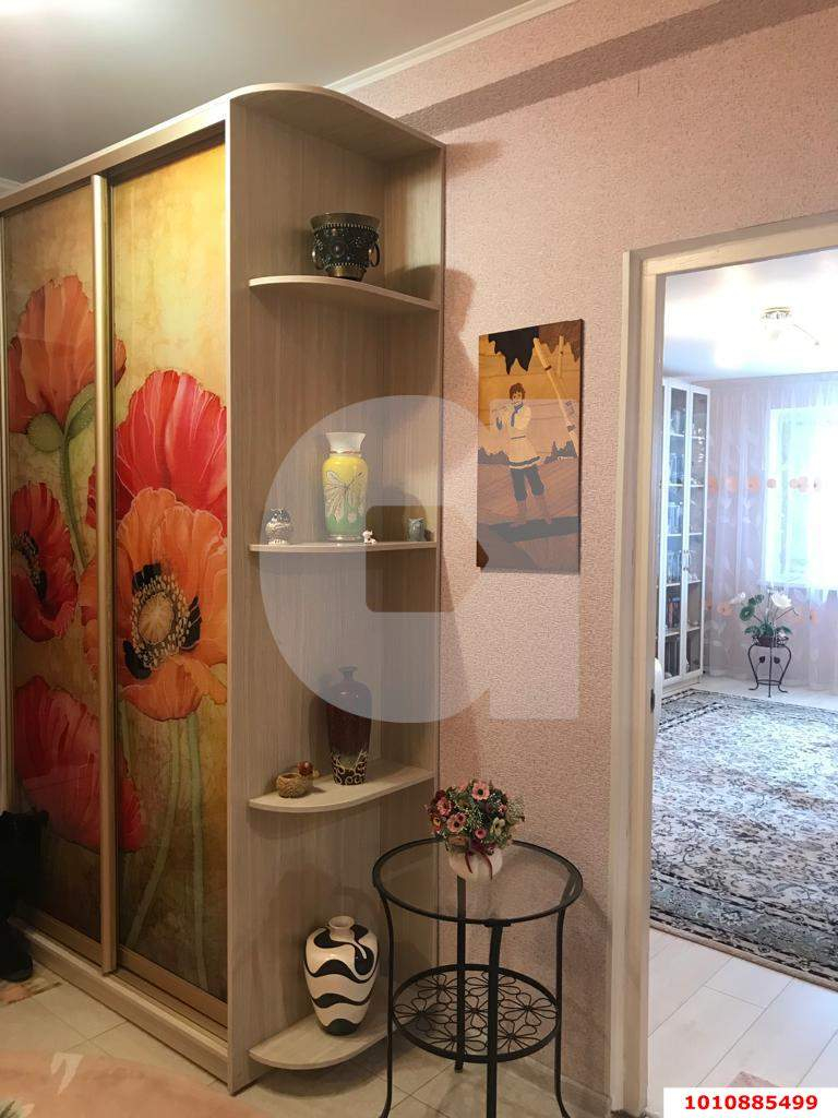 Продажа 2-комнатной квартиры, Краснодар, Душистая улица,  д.45