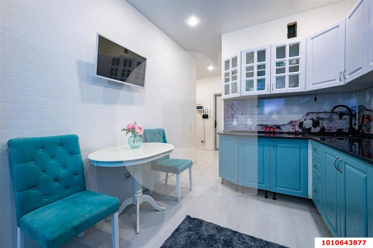 Продажа 2-комнатной квартиры, Краснодар, им. Евгении Жигуленко улица,  д.13