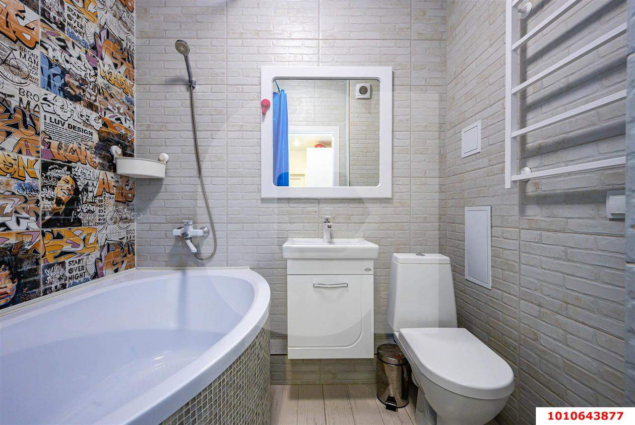 Продажа 2-комнатной квартиры, Краснодар, им. Евгении Жигуленко улица,  д.13