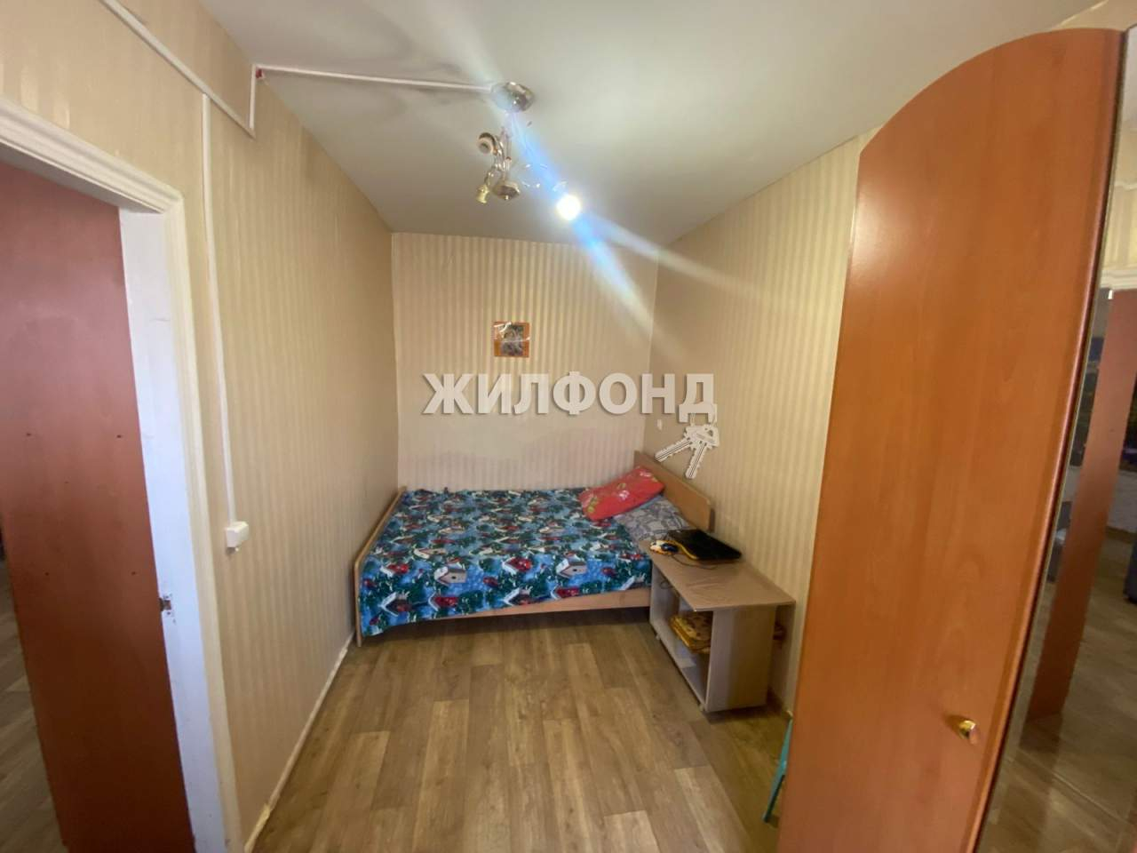 Продажа 2-комнатной квартиры, Иркутск, Коммунистическая улица,  д.60а