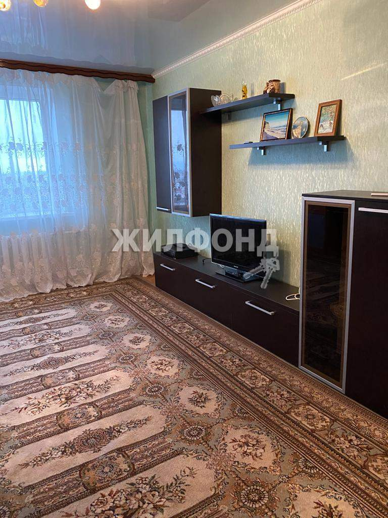 Продажа 3-комнатной квартиры, Орел, Артельный переулок,  влд8