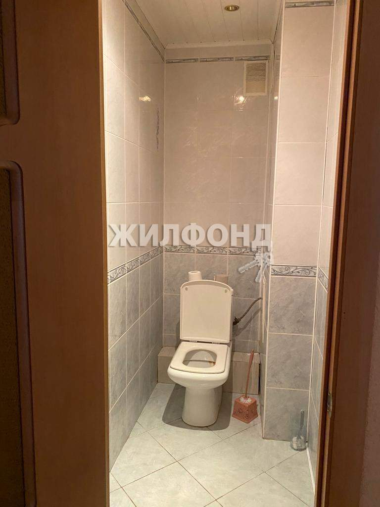 Продажа 3-комнатной квартиры, Орел, Артельный переулок,  влд8