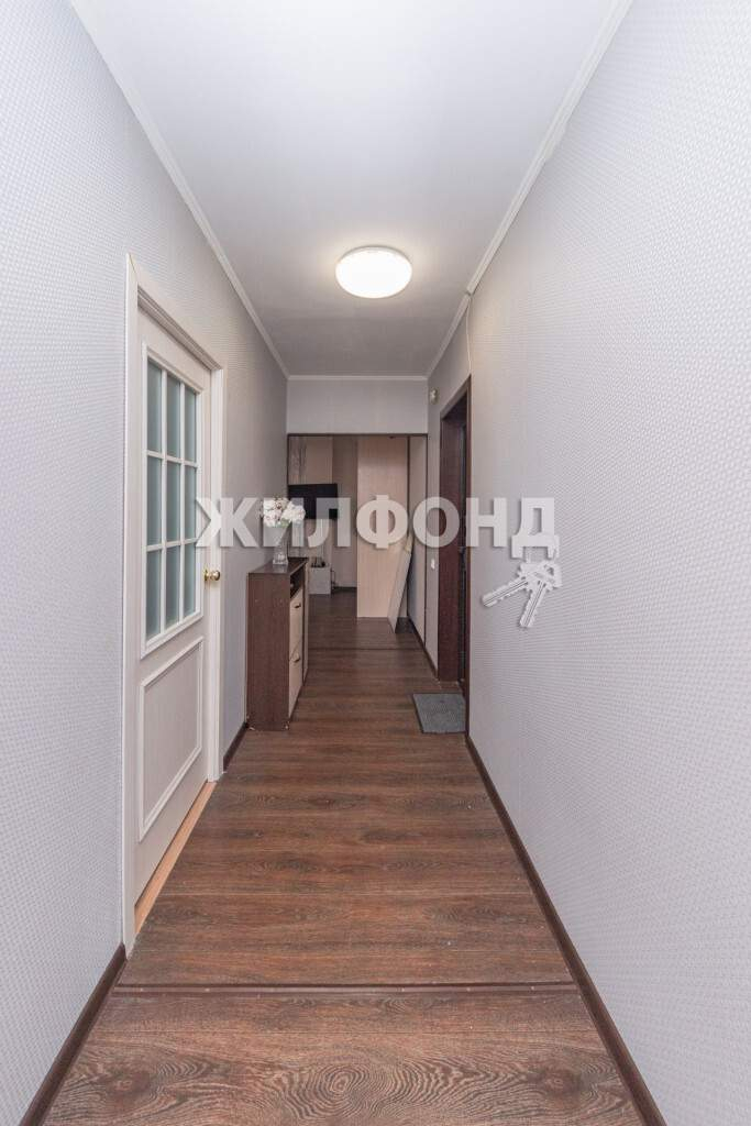 Продажа 2-комнатной квартиры, Барнаул, Сергея Ускова улица,  д.23