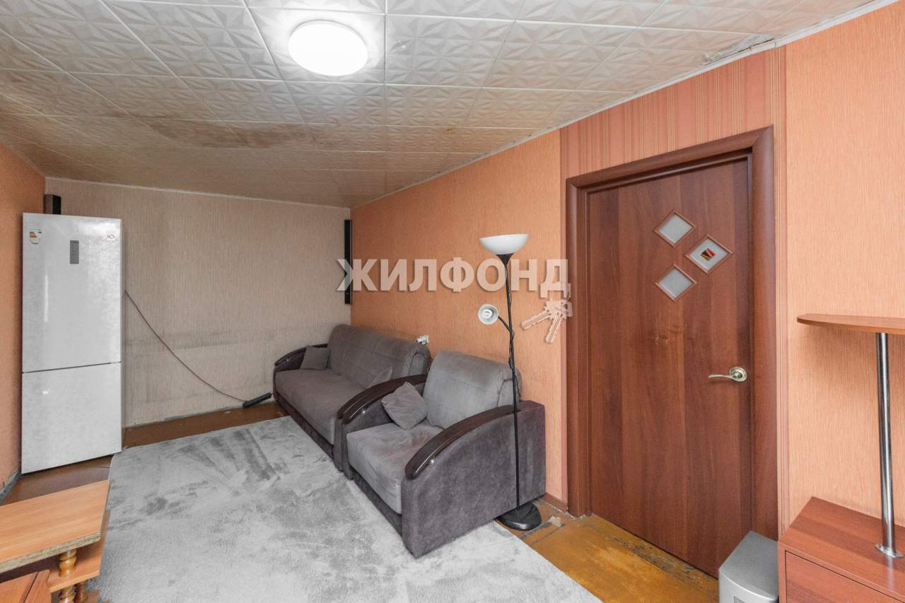 Продажа 2-комнатной квартиры, Барнаул, 40 лет Октября улица,  д.14