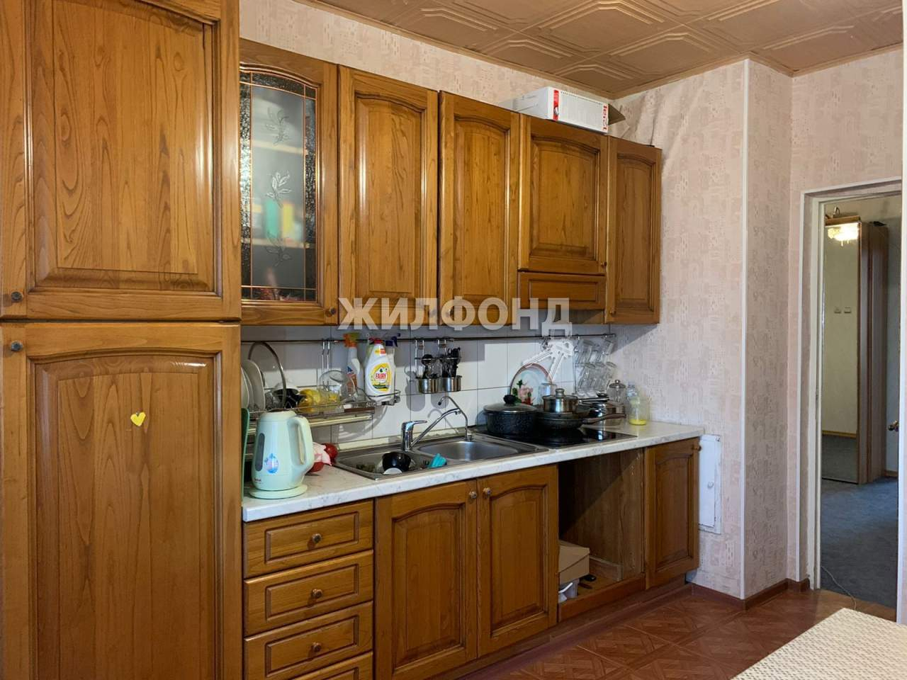 Продажа 4-комнатной квартиры, Астрахань, Румынская улица,  д.9к2
