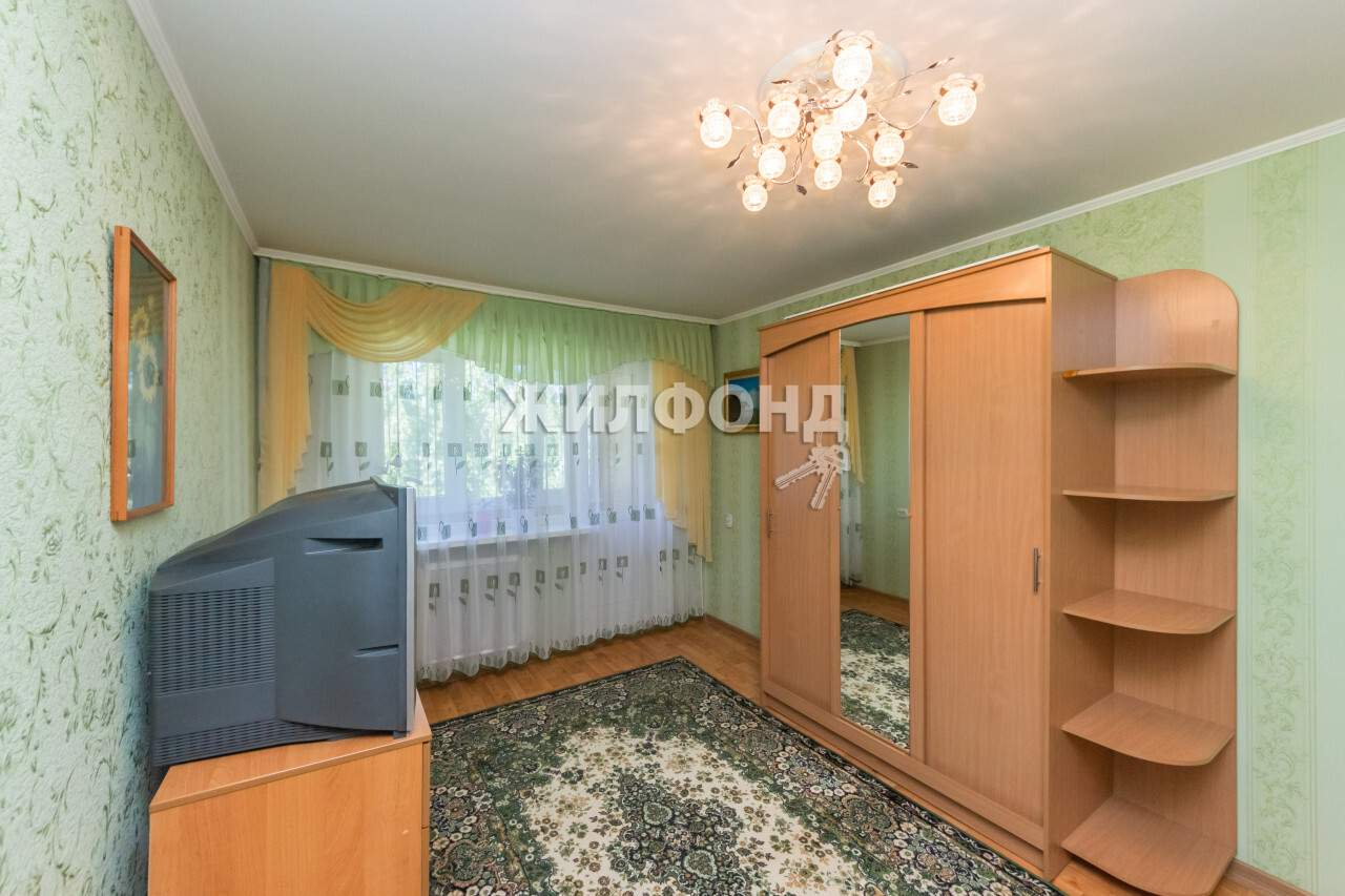 Продажа 2-комнатной квартиры, Барнаул, Павловский тракт,  д.118