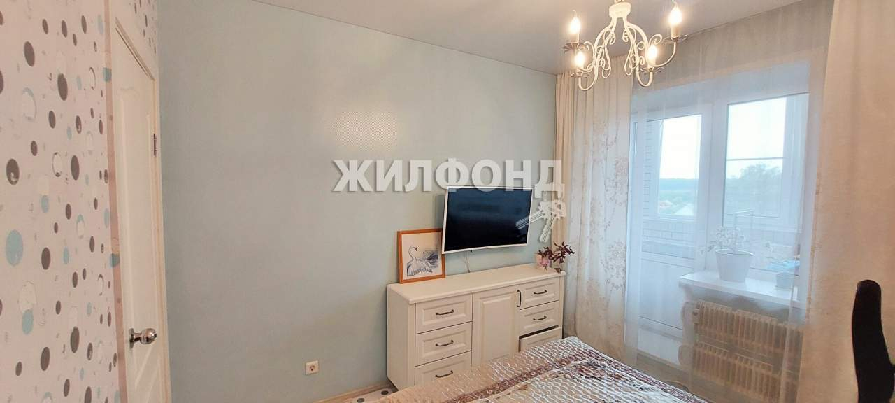 Продажа 2-комнатной квартиры, Барнаул, Южный Власихинский проезд,  д.22