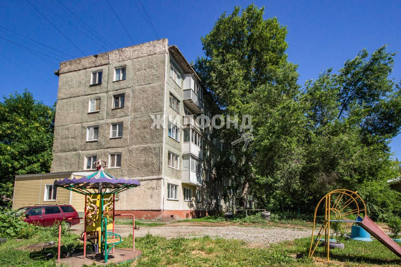 Продажа 2-комнатной квартиры, Барнаул, Павловский тракт,  д.118