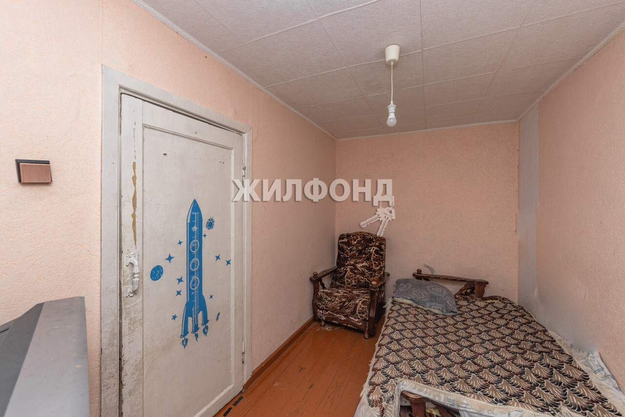 Продажа 2-комнатной квартиры, Барнаул, Молодежная улица,  д.37