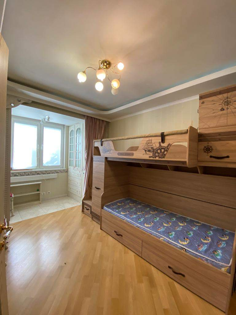 Продажа 4-комнатной квартиры, Москва, Веерная улица,  д.1к4