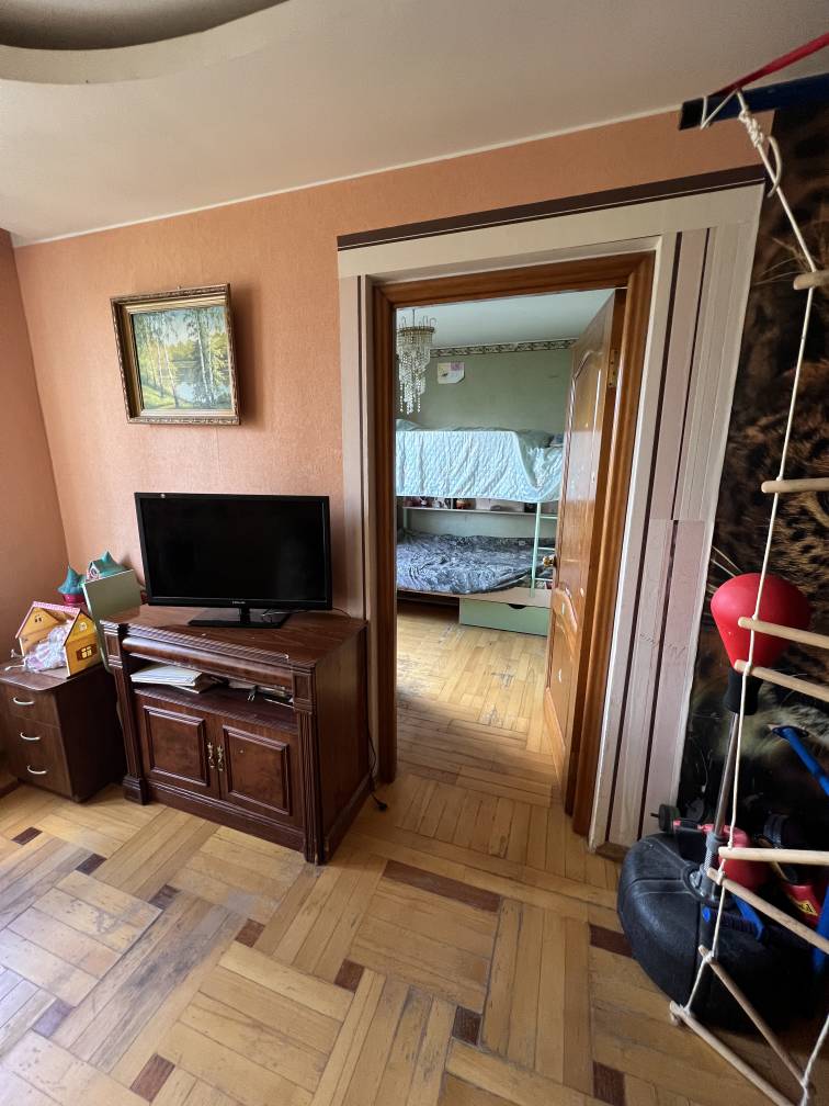 Продажа 4-комнатной квартиры, Королев, Королева проспект,  д.12