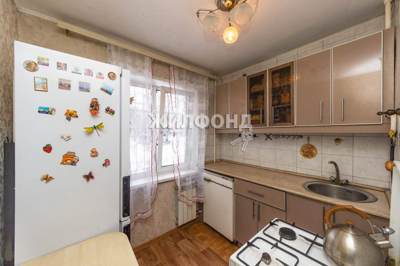 Продажа 2-комнатной квартиры, Барнаул, Горно-Алтайская улица,  д.4