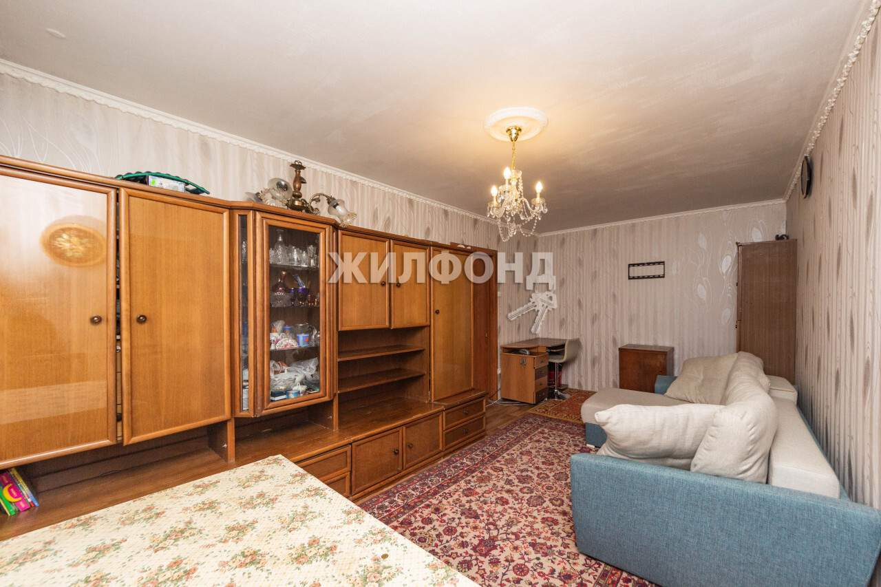 Продажа 2-комнатной квартиры, Барнаул, Горно-Алтайская улица,  д.4