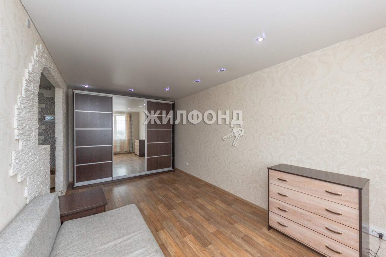 Продажа 1-комнатной квартиры, Барнаул, Северный Власихинский проезд,  д.106