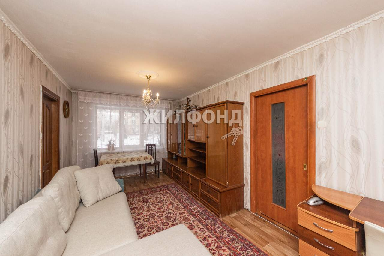 Продажа 2-комнатной квартиры, Барнаул, Горно-Алтайская улица,  д.4