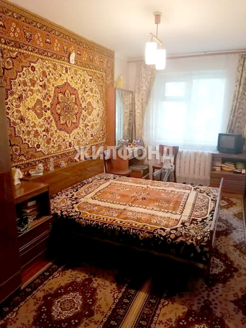 Продажа 3-комнатной квартиры, Орел, Комсомольская улица,  д.364