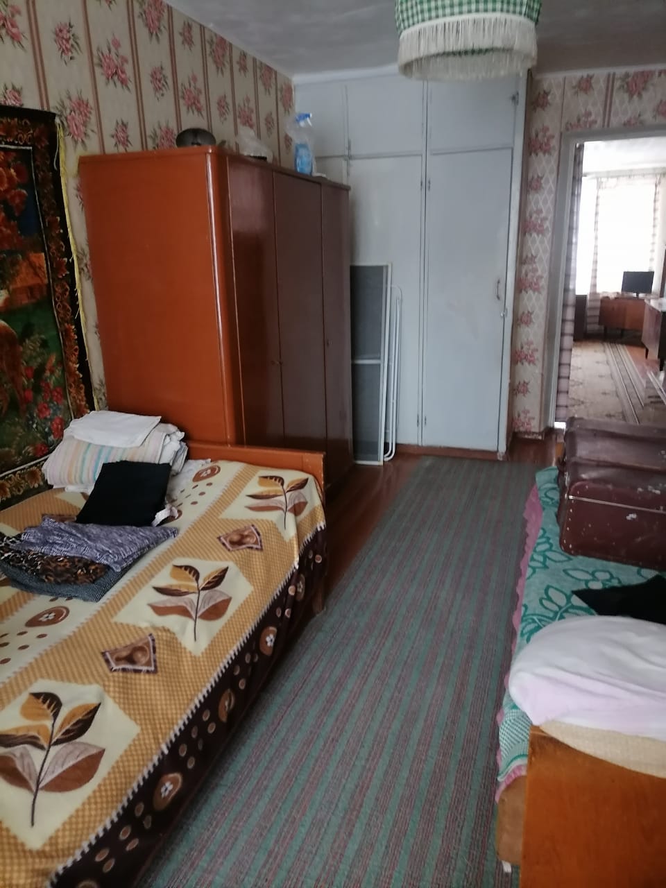 Продажа 3-комнатной квартиры, Угловка, Центральная улица,  д.17