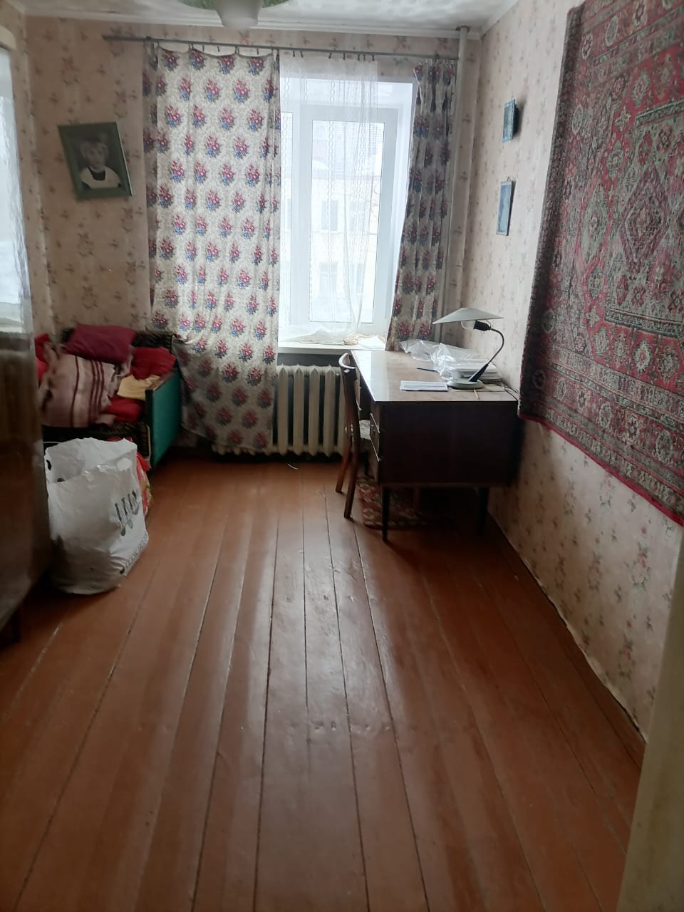 Продажа 3-комнатной квартиры, Угловка, Центральная улица,  д.17