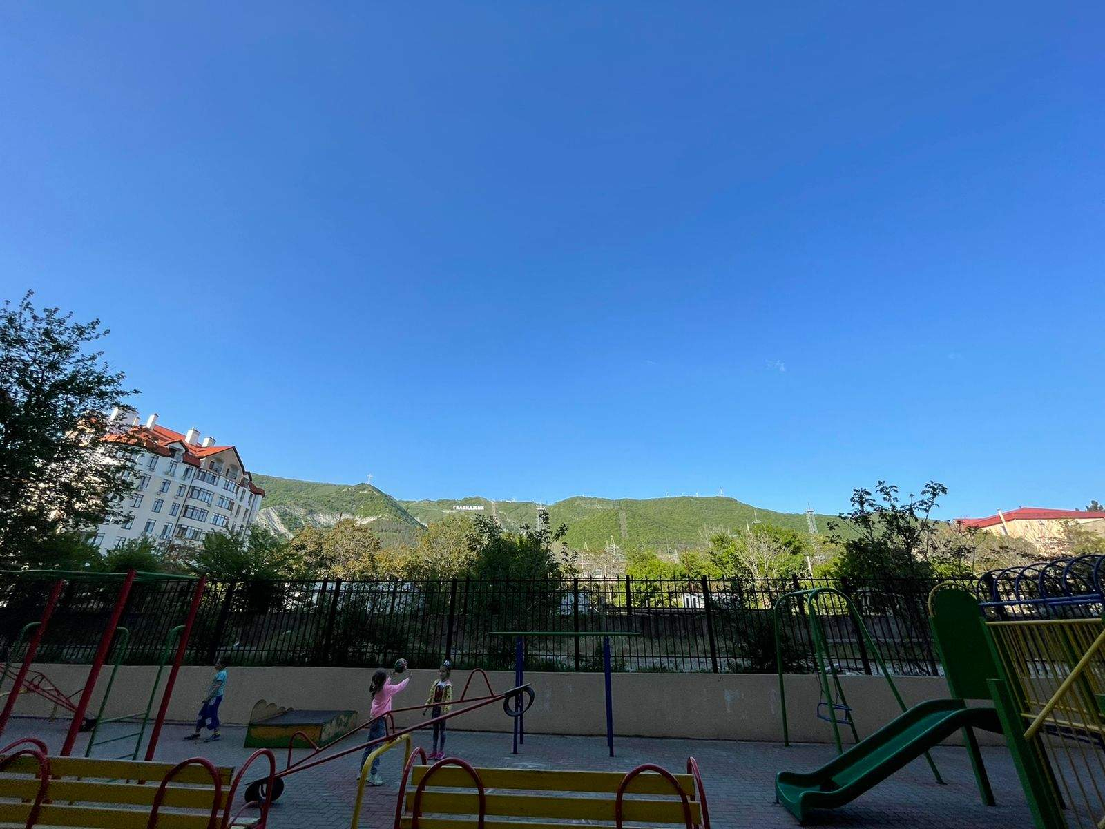 Продажа 1-комнатной квартиры, Геленджик, Курортная улица,  д.14А