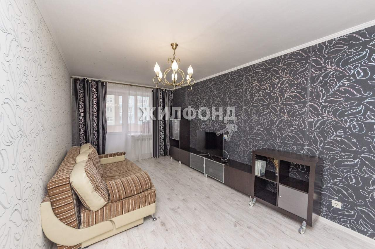 Продажа 1-комнатной квартиры, Барнаул, Павловский тракт,  д.293