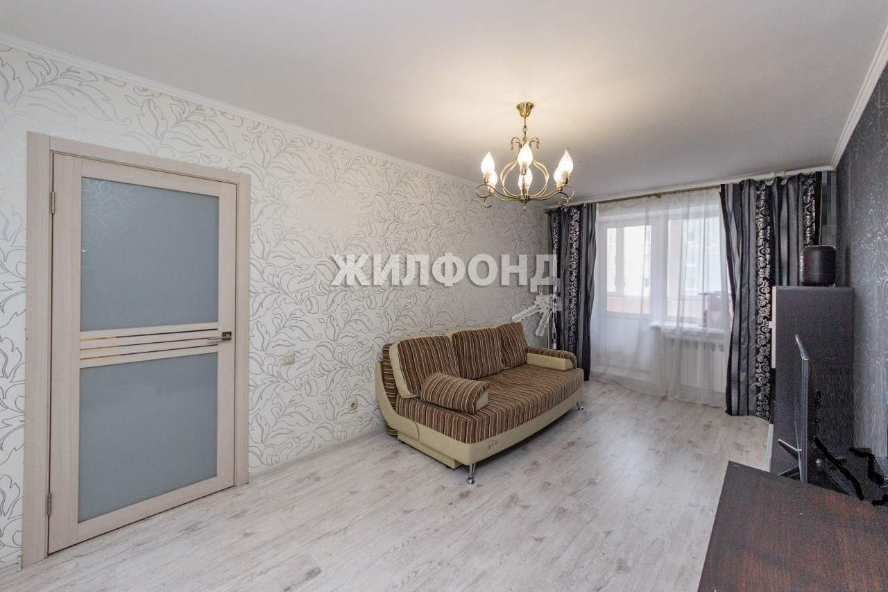 Продажа 1-комнатной квартиры, Барнаул, Павловский тракт,  д.293