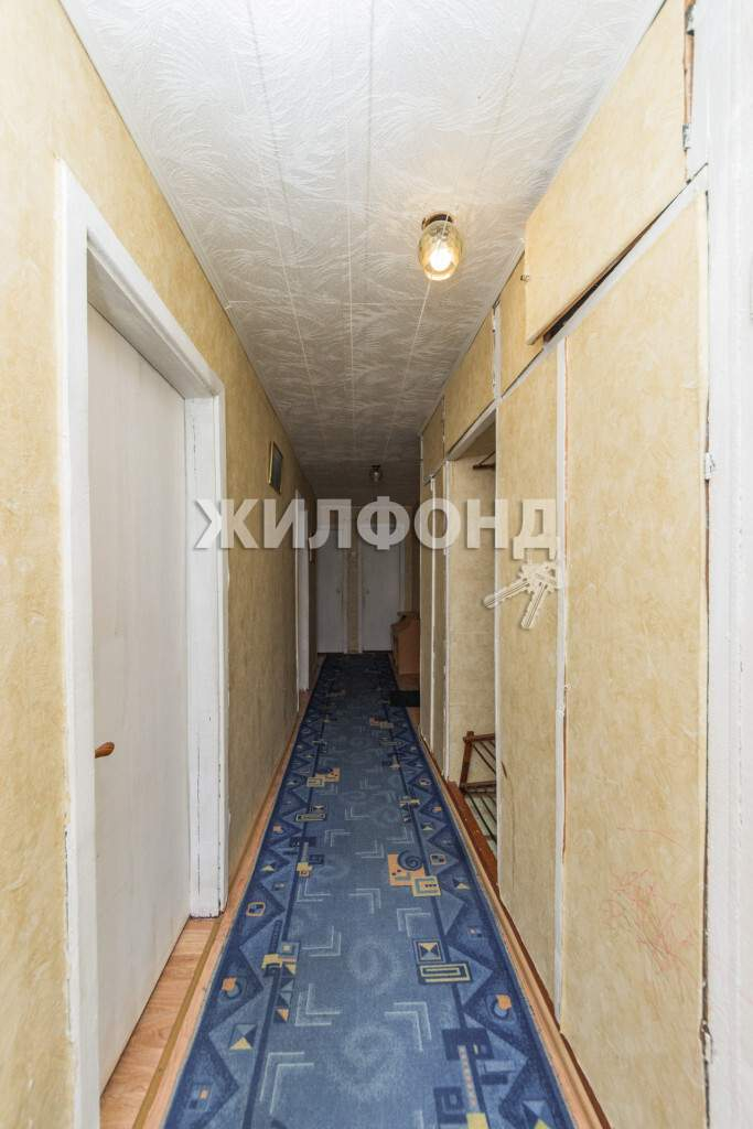 Продажа 3-комнатной квартиры, Барнаул, Чудненко улица,  д.93